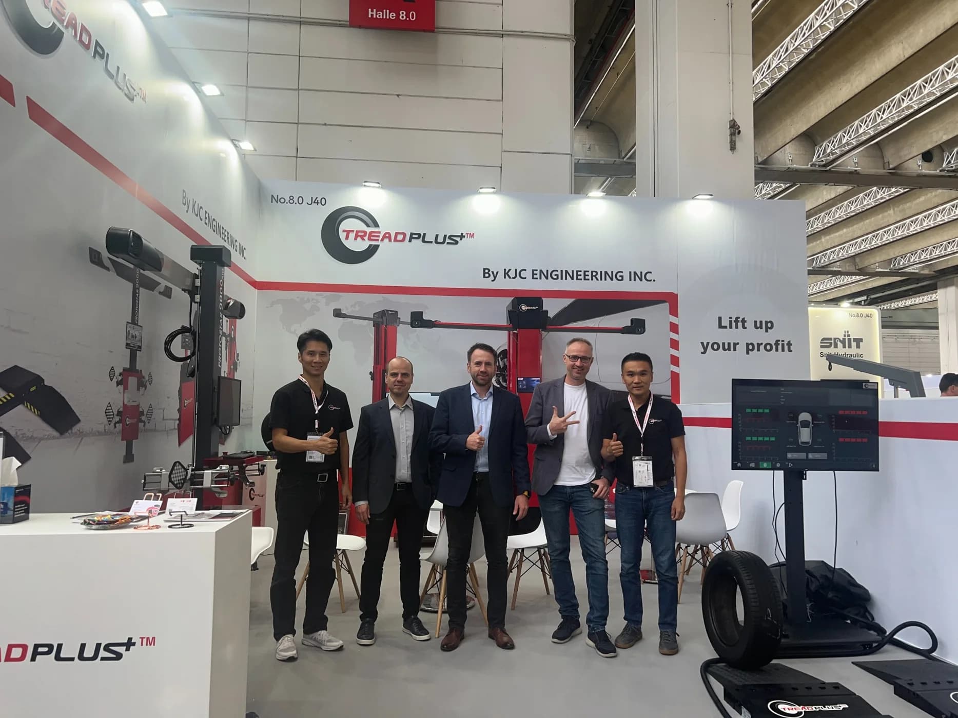 TreadPlus team and partners at Automechanika Frankfurt 2024